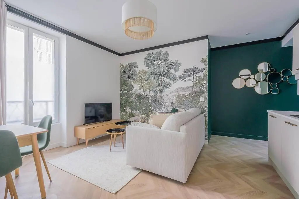 Διαμέρισμα Mezzanine Coeur Du 11eme Arrondissement *
